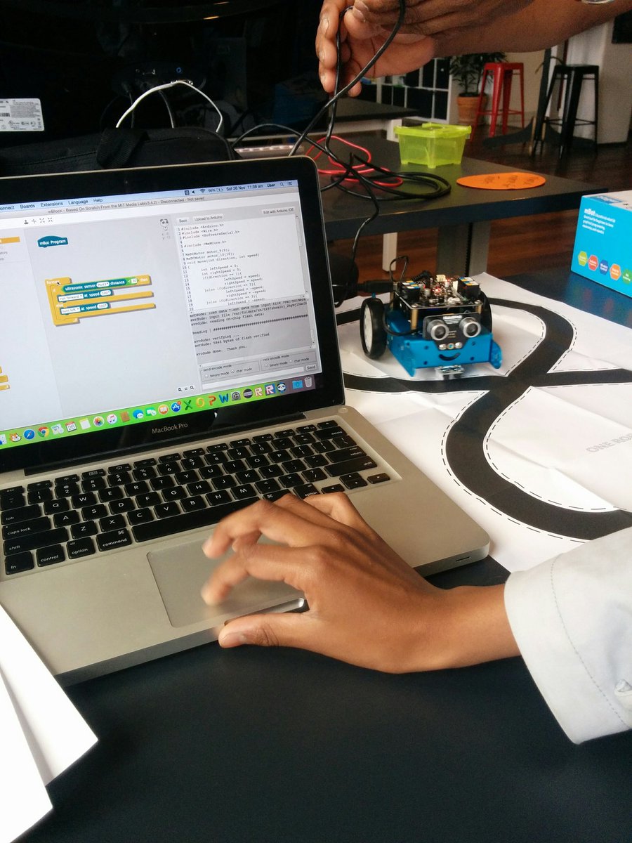 coderdojomelb's tweet image. Having fun with the #mBot at this morning&apos;s CoderDojo session @inspire9! #coderdojo #robots #coding