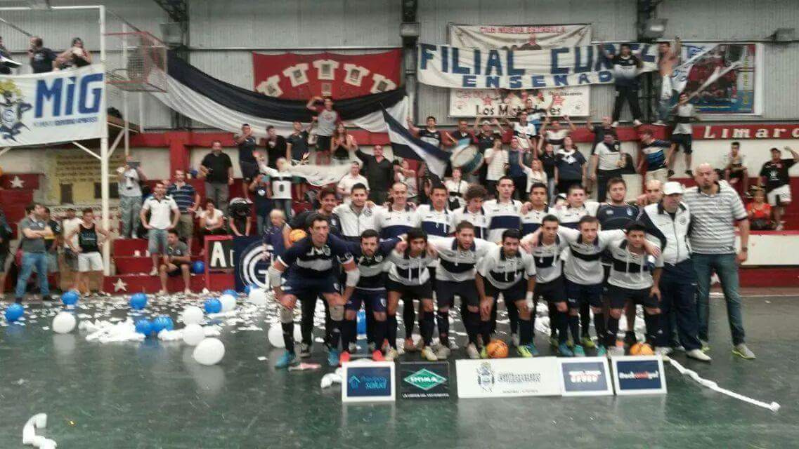 jmbc1987's tweet photo. Porque el Futsal también te va a volver a emocionar! Ahi vamos! Mañana voy con #GimnasiaPositivo @CGEpositivo https://t.co/cuWLiL83GW