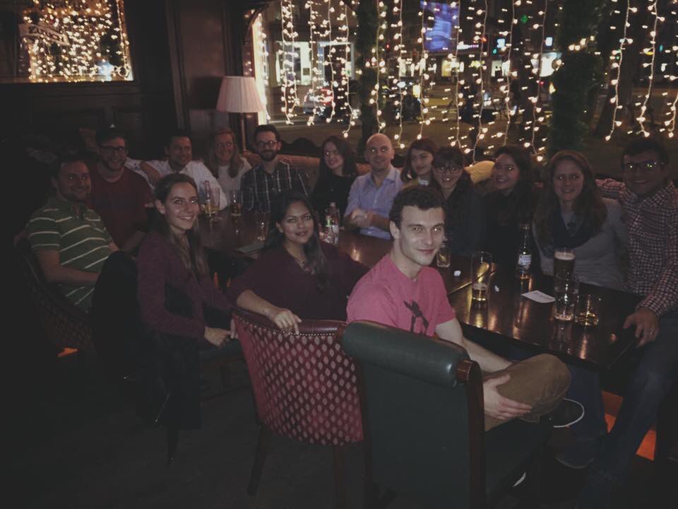 JacobsAlumni's tweet photo. The Zurich local chapter welcoming some visitors this weekend! #awesomeness #jacobsalumni #reunion #paddys #danceparty https://t.co/l3RuCqOtav