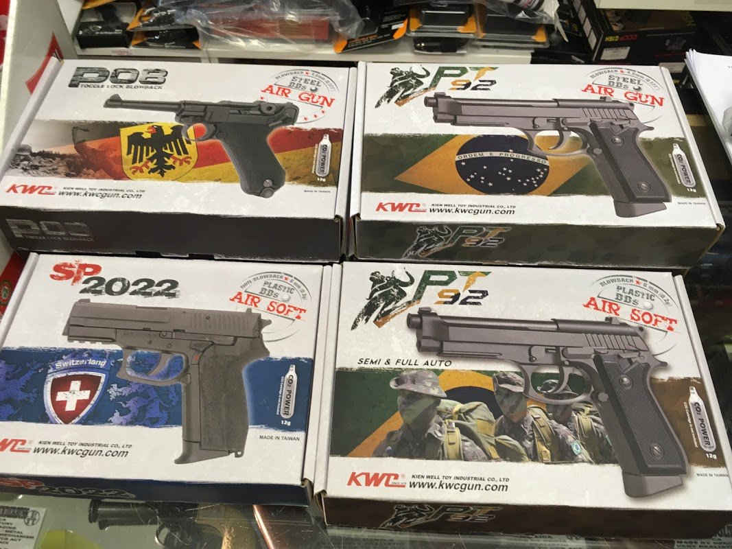 PlymouthGuns's tweet photo. Epic Pistol Delivery... 

#BBguns #pewpew #pewpewpew #PewPewLife #airsoft #plinking #backyardplinking #replica 

https://t.co/uwvyK6y3da https://t.co/LsjAsHua1B