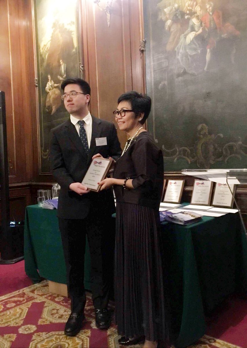 LeeSaipin's tweet photo. Congrats to Supathep Tansiririchaiya Medical Science  PHD   Student (UCL)   who won #ThaiLeisureGroup Award.last evening @jianleigh https://t.co/SkIt6sC88i