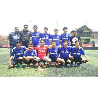 nadiasabrinaaaa's tweet photo. #GerombolanFc
#gpvt
Juarakeun lur😍
@SekreGPVT @ganjaaar @RizkyBolang33 https://t.co/1V7OwppPpb