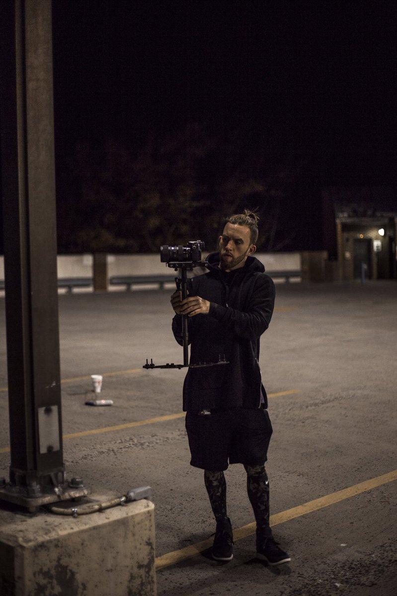 CreativeRyanAtl's tweet photo. Late night shoots 📹🔥 I don't need much to make your music video industry looking. #GH4 #CreativeRyan https://t.co/LMqCdcZiCF