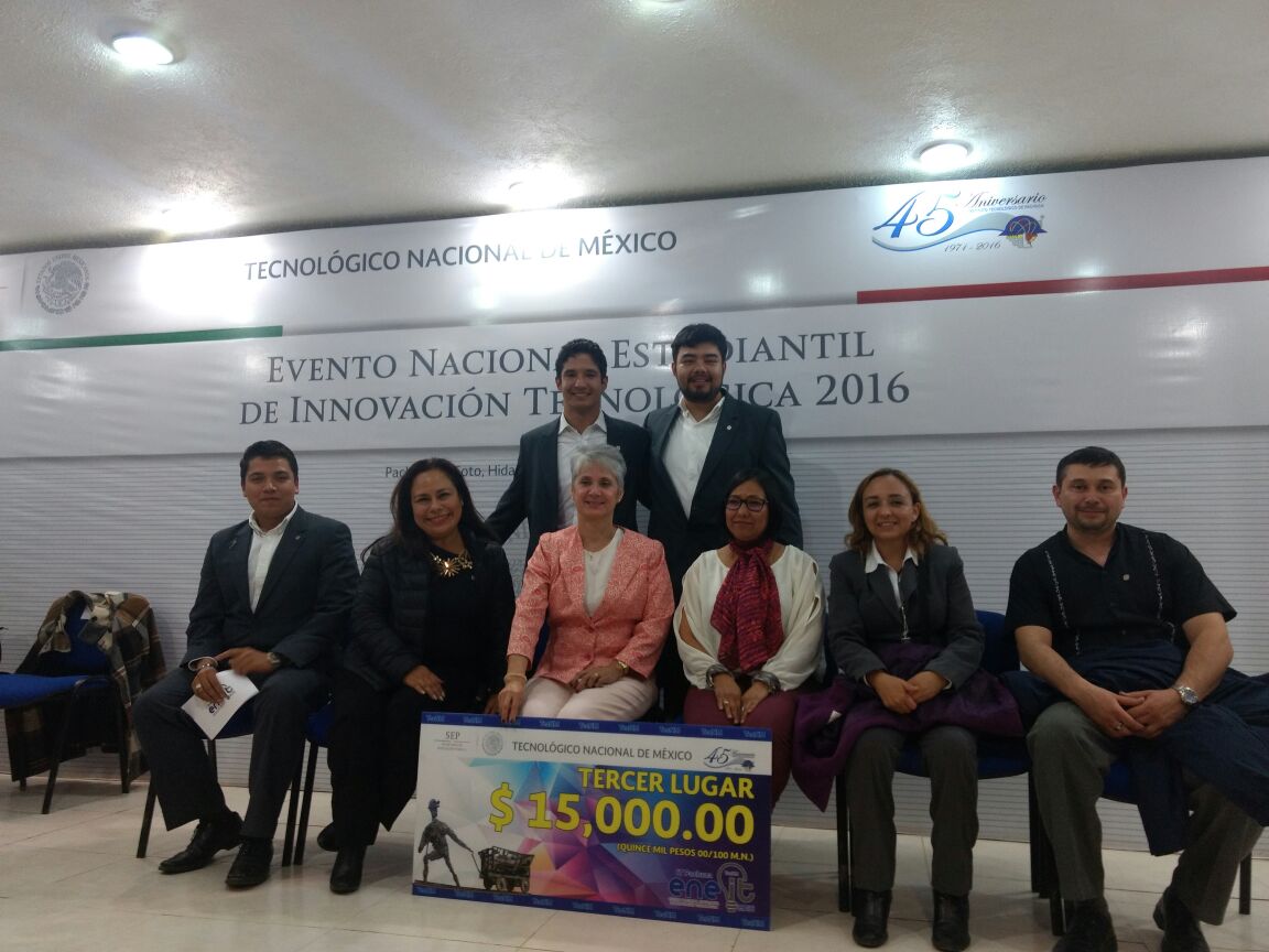 _terelopezv's tweet photo. EliteRM 3er lugar nal en la categoria de producto durante el ENEIT 2016 #OrgullosamenteBuhos #OrgullosamenteTeCNM https://t.co/WUIG9h188z