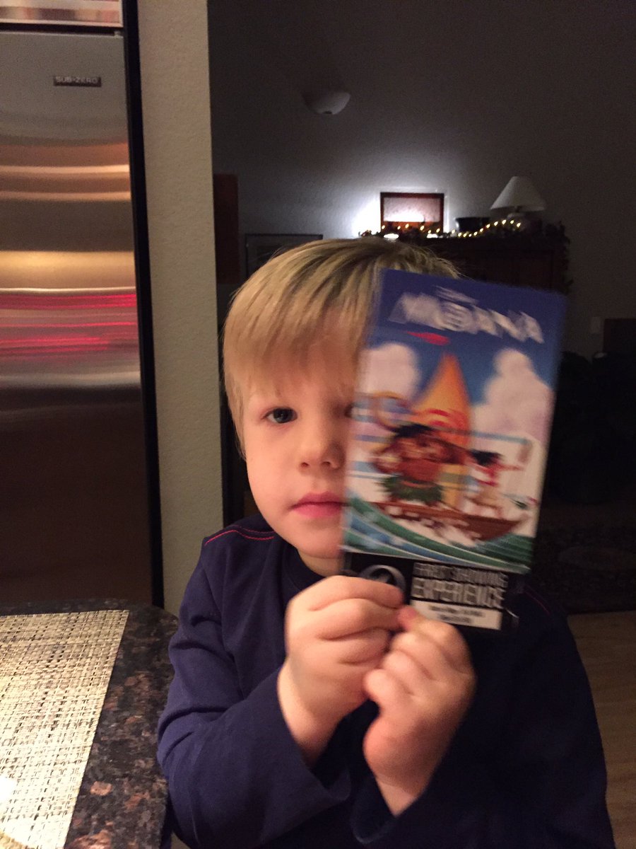 mgraphael's tweet image. #moanaatregalsweeps