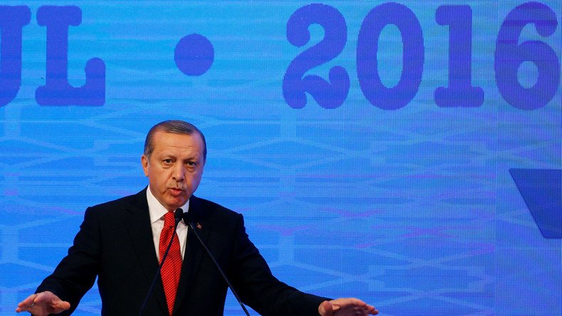 intraa's tweet photo. #FranceInfo #France24 Erdogan #Turquie #OTAN menace d'ouvrir les frontières aux migrants vers l'Europe: https://t.co/cUNoDeucrU https://t.co/56CPAqUIb2