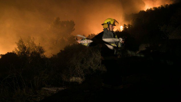 Fire under control at Nataf; 10 homes consumed by flames at West Bank settlement 7newsworld.com/2016/11/25/fir…