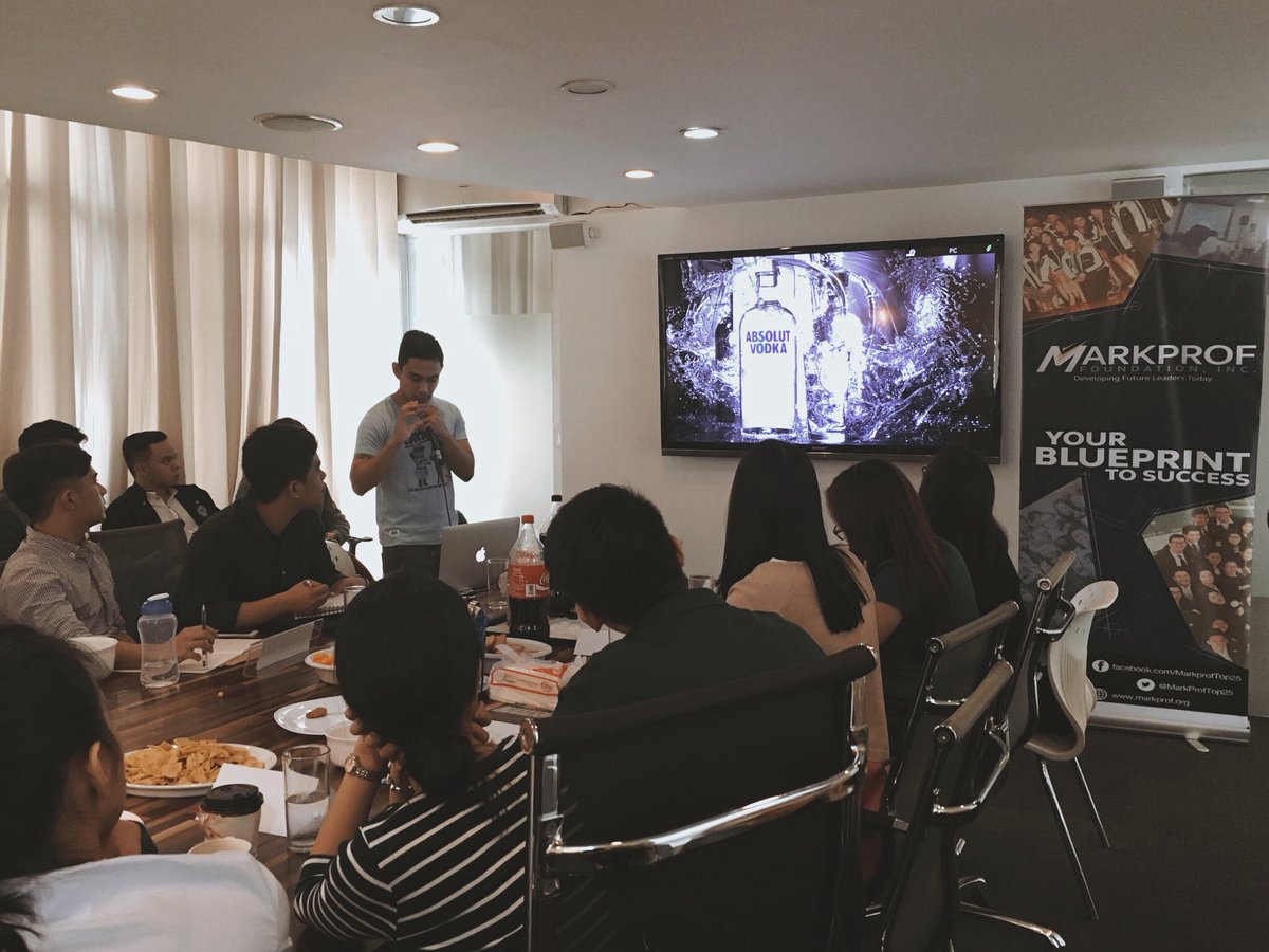 MarkProfTop25's tweet photo. Paolo Broma on Brand Leadership #MarkProfTop25 https://t.co/gt6OXXpSrm