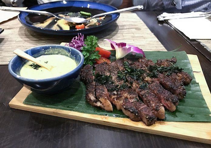 TNP__M's tweet photo. Sawadee Thai finds its groove with new menu https://t.co/BaY4UwIRJq https://t.co/xQfZoJs129