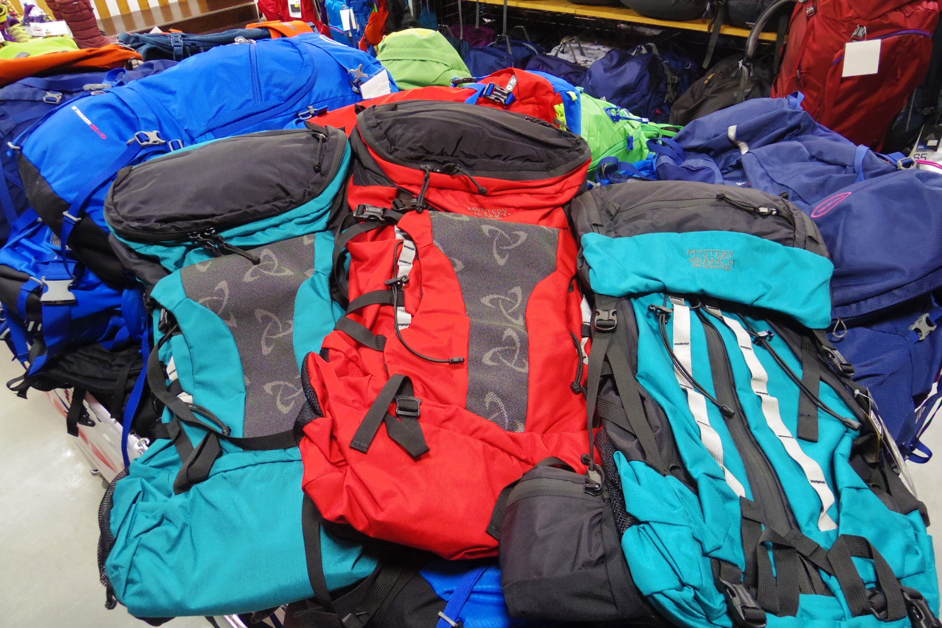 石井スポーツ公式 登山 アウトドア 原宿店 です 本日入荷 あの ミステリーランチ がお買い得に ビッグマウンテン 65l レジェンド 49l カラーサイズ限定で30 Off なくなり次第終了です 原宿店閉店セール 10年間ありがとう 原宿 石井スポーツ公式 登山 アウトドア 原宿店 です 本日入荷 あの ミステリーランチ がお買い得に ビッグマウンテン 65l レジェンド 49l カラーサイズ限定で30 Off なくなり次第終了です 原宿店閉店セール 10年間ありがとう 原宿