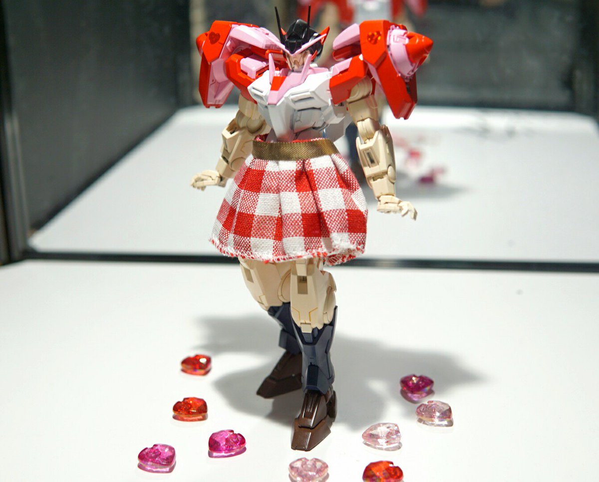 Magician Mirror בטוויטר ガンプラexpoで芸能人の人が作製したガンプラが展示されてたが 小池美由さんの ダブルオーアイドル 吹いたwww ガンプラ ガンプラexpo
