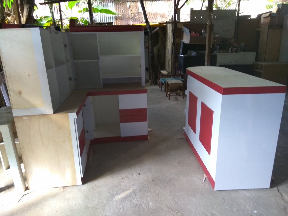 JavandaKarya's tweet photo. Kitchen Set

#makassarinterior #interior #jasainterior #interiormakassar #workshopinterior #meubel https://t.co/F3kOCPnMMI