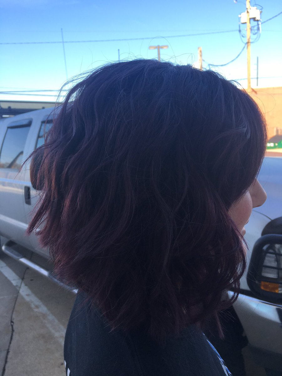 Mxtrain's tweet photo. Went purple for 3 weeks and I'm already back to blonde oops https://t.co/om3iRgENGp