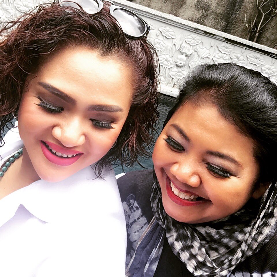 MozaPramita's tweet photo. #lashesbymoza #beautylab with @BatikChicGaleri . Be Glam with #lightlashes #mediumlashes #premiumlashes ' follow our IG. https://t.co/w2jI295LN5