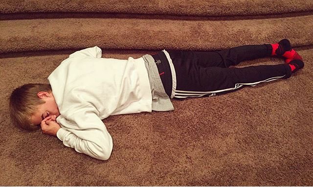 Aunts basement floor; 30 minutes after thanksgiving dinner 🦃😴