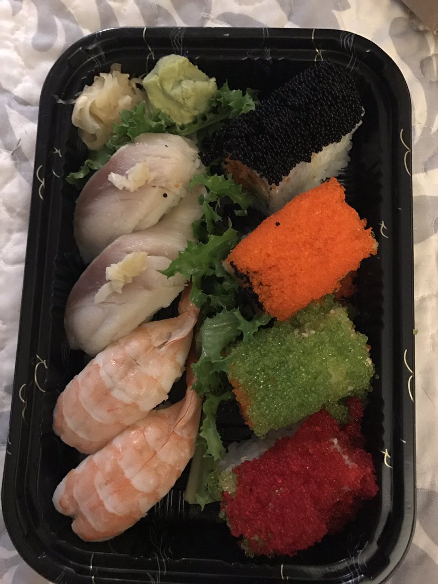 JS89594599's tweet photo. “@BaileyJayTweets: All that sush. https://t.co/TB9yweIiQ7”I like my fish cooked