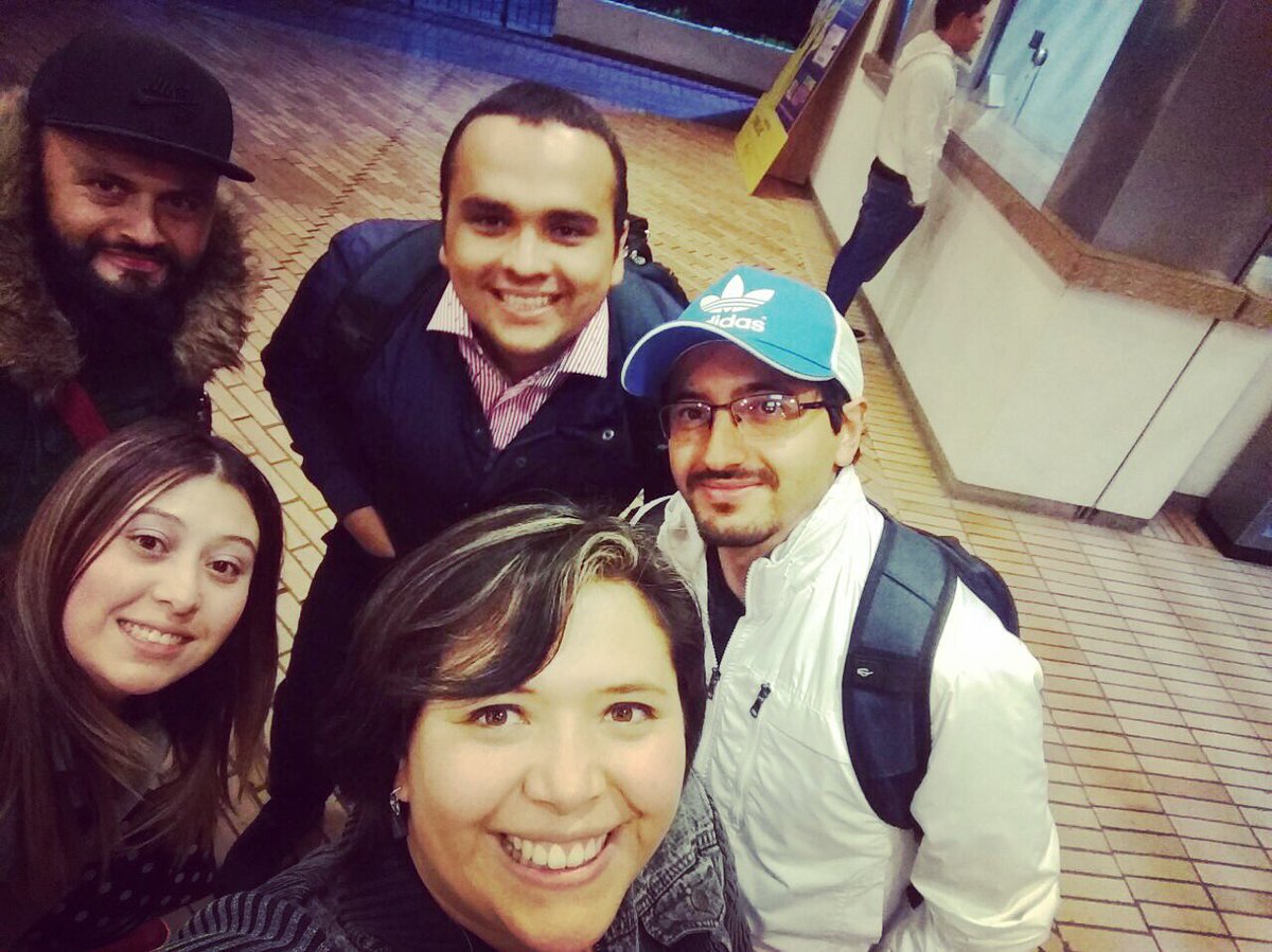 JohnJairoNova's tweet photo. Con los compañeros del curso #GoogleAnalitys de la @ucentralbogota https://t.co/LIe3x0VUM4