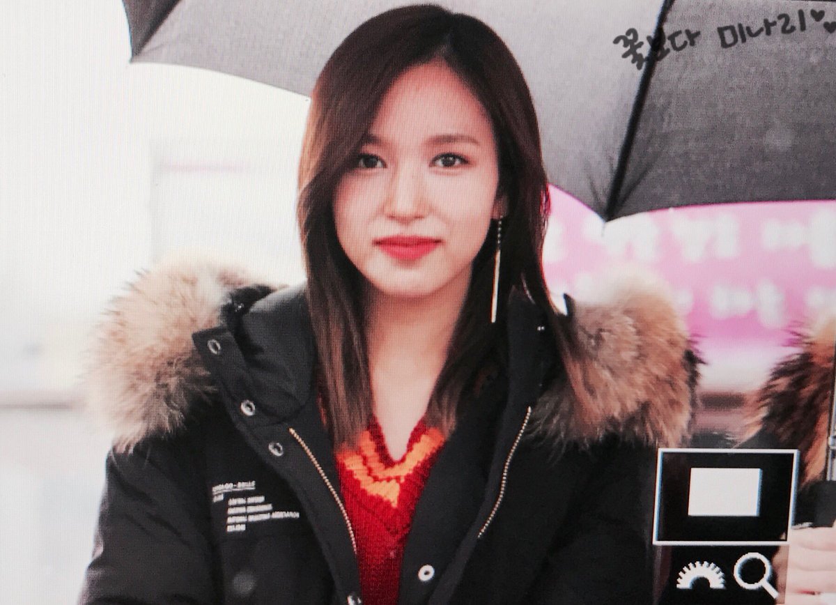 _Flower_Mina's tweet photo. 161126 미니팬미팅 미나 프리뷰
첫눈을 미나와함께.... 행복해😂😂😂😂😂
#MINA #TWICE #미나 #트와이스 https://t.co/D0GnyFRds1