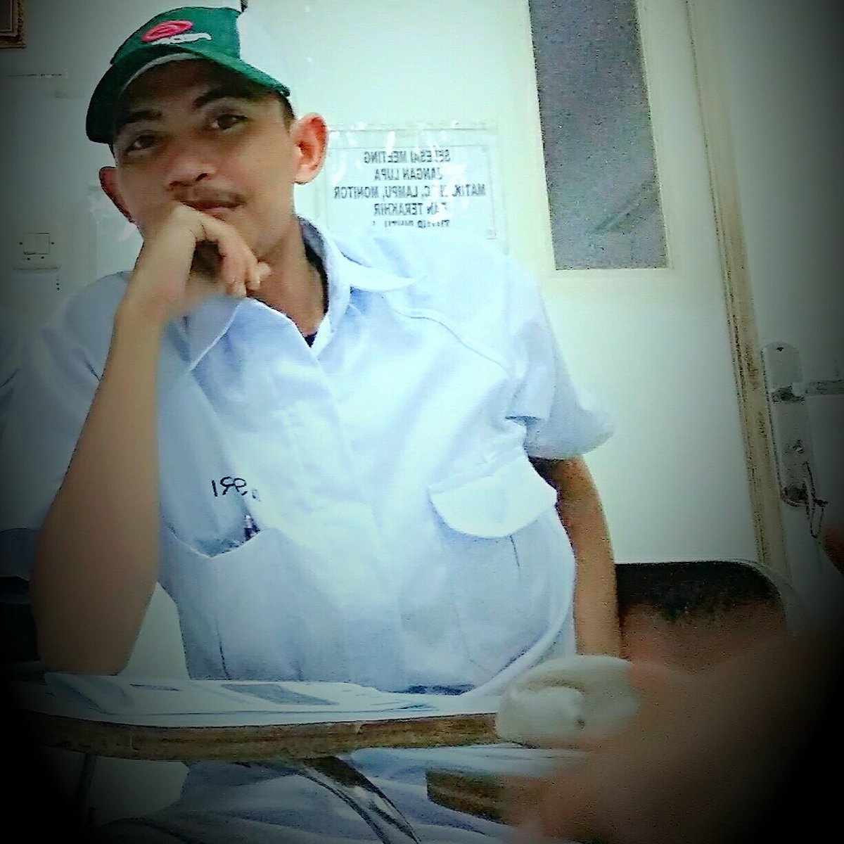 dhimazoky's tweet photo. Liatin aja dullu sambil nunggu kopi dateng .. #keepslow https://t.co/lViTKB5vDs