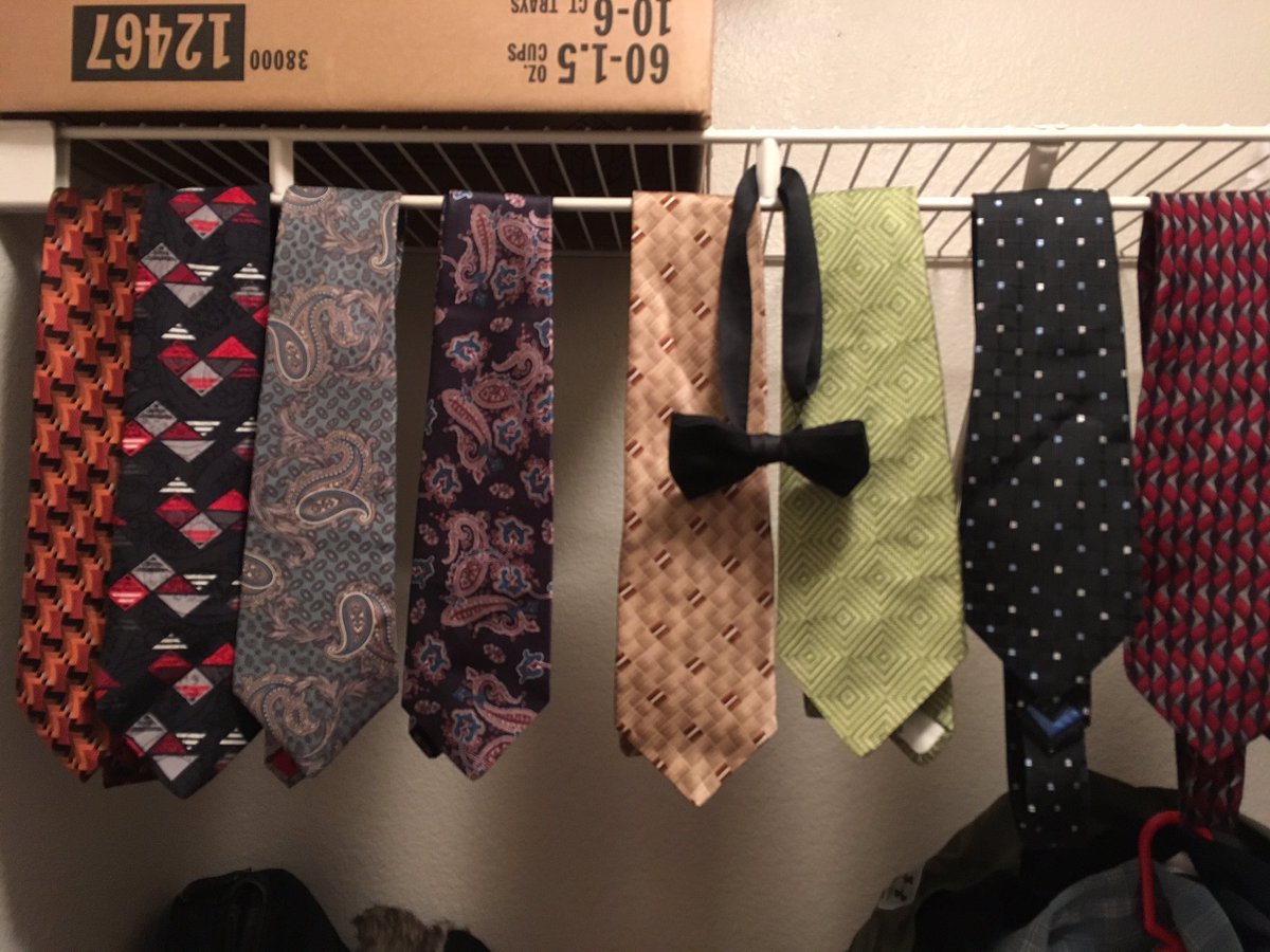 AnthonyTutorow's tweet photo. #DadTies ftw https://t.co/mxg1vdvH1p