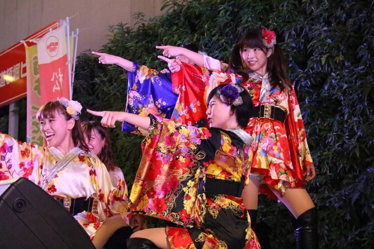 明日はMAWA LOOP2016！！

【FM OSAKA presents MAWA LOOP2016 supported by Village Vanguard】

翔GANの出演会場はSUNHALL！！！
時間は11:30〜の予定★☆★
取り置き待ってます♡♡