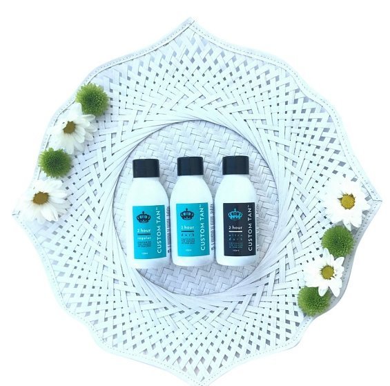 custom_tan's tweet photo. Customise the colour of any skin tone with the regular and dark shades offered in the Cust… https://t.co/PCwnWPb5Gj https://t.co/SICSidruGc
