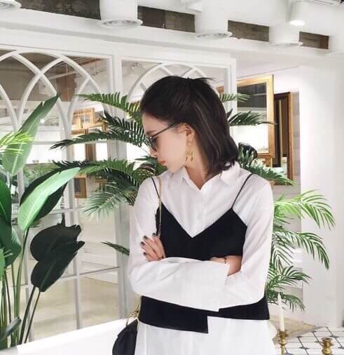 chomchomccn's tweet photo. เซตเสื้อเชิ้ตสีขาว มาพร้อมกับสายเดี่ยวชายไม่เท่า งานใส่แล้วชิคมากกกได้2ชิ้นเลยค่า
330฿ 📦 40/60 #รีวิวเกาหลี #เกาหลี https://t.co/dBpETJIUmL