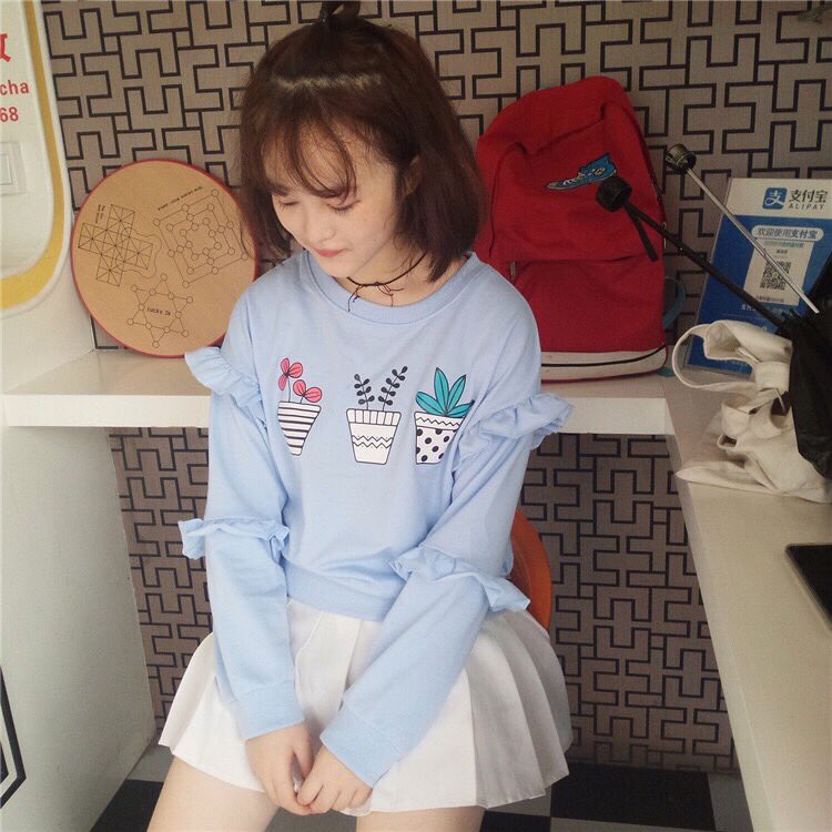 chomchomccn's tweet photo. เสื้อยืดแขนยาว พิมพ์ลายกระถางดอกไม้น่ารัก ตรงแขนแต่งผ้าระบายสวยผ้าคอตตอนเนื้อนิ่ม ผ้าไม่บาง สีขาว/ฟ้า ราคา300฿
📦 40/60 #sale #รีวิวเกาหลี https://t.co/Unmj98IMPh