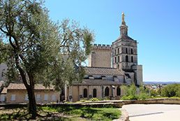 AvignonCourtine's tweet photo. Le Palais des Papes en Avignon https://t.co/Uo4G4znSoq https://t.co/rJfavA9TkP