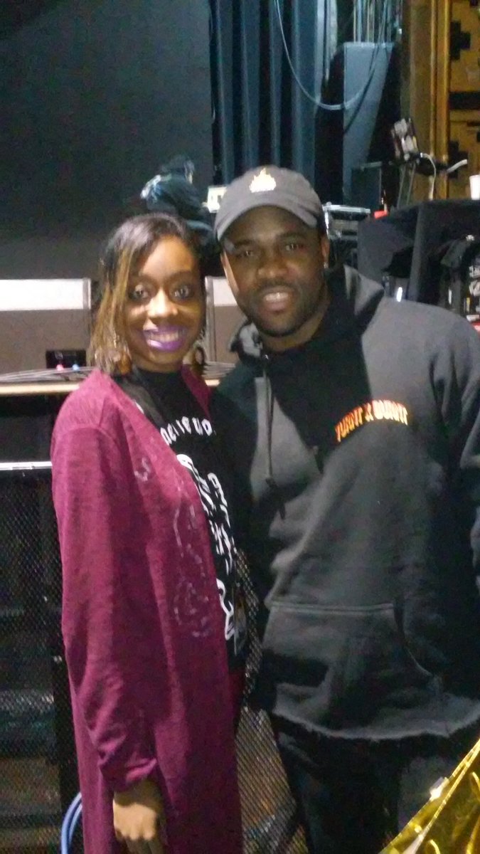 NixzettaKM's tweet photo. WHAT A FUCCCCCKKKINNGG SHOW. LET'S MAKE NYC GREAT AGAIN LMAO... I'M SO HAPPY FOR YOU.... ENJOY THE GIFT 4 DA @ASAPMOB FAM 💯🔥😃🎁 https://t.co/5c1C8EEY8Z
