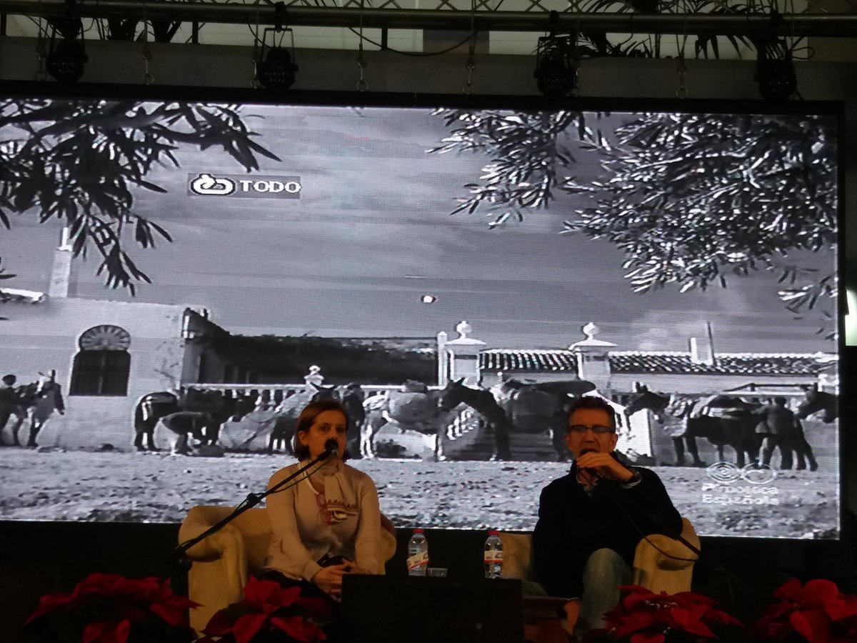 Conferencia sobre las cualidades para los usos tópicos del aceite de oliva 🌿 #Fiestadelaceitefresco  <a href="/AECACabra/">AECACabra</a>