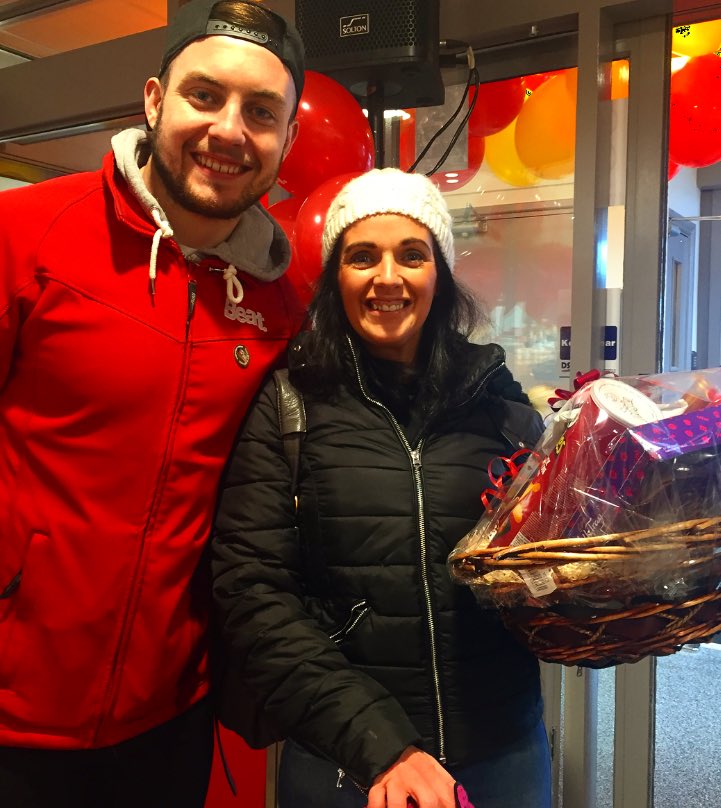 beat102103's tweet image. Hampers are flying out the gap here @SuperValuIRL #NewRoss Chris is going to have to raise his game. #EasyQuestions