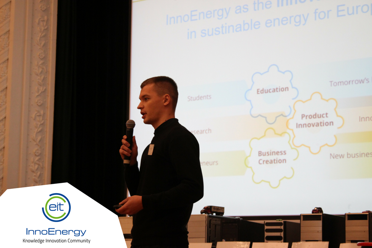 BEST_Riga's tweet photo. Dalībnieki un organizētāji pateicas KIC InnoEnergy par atbalstu! #KIC #EBEC https://t.co/Wdnk2ntzG7
