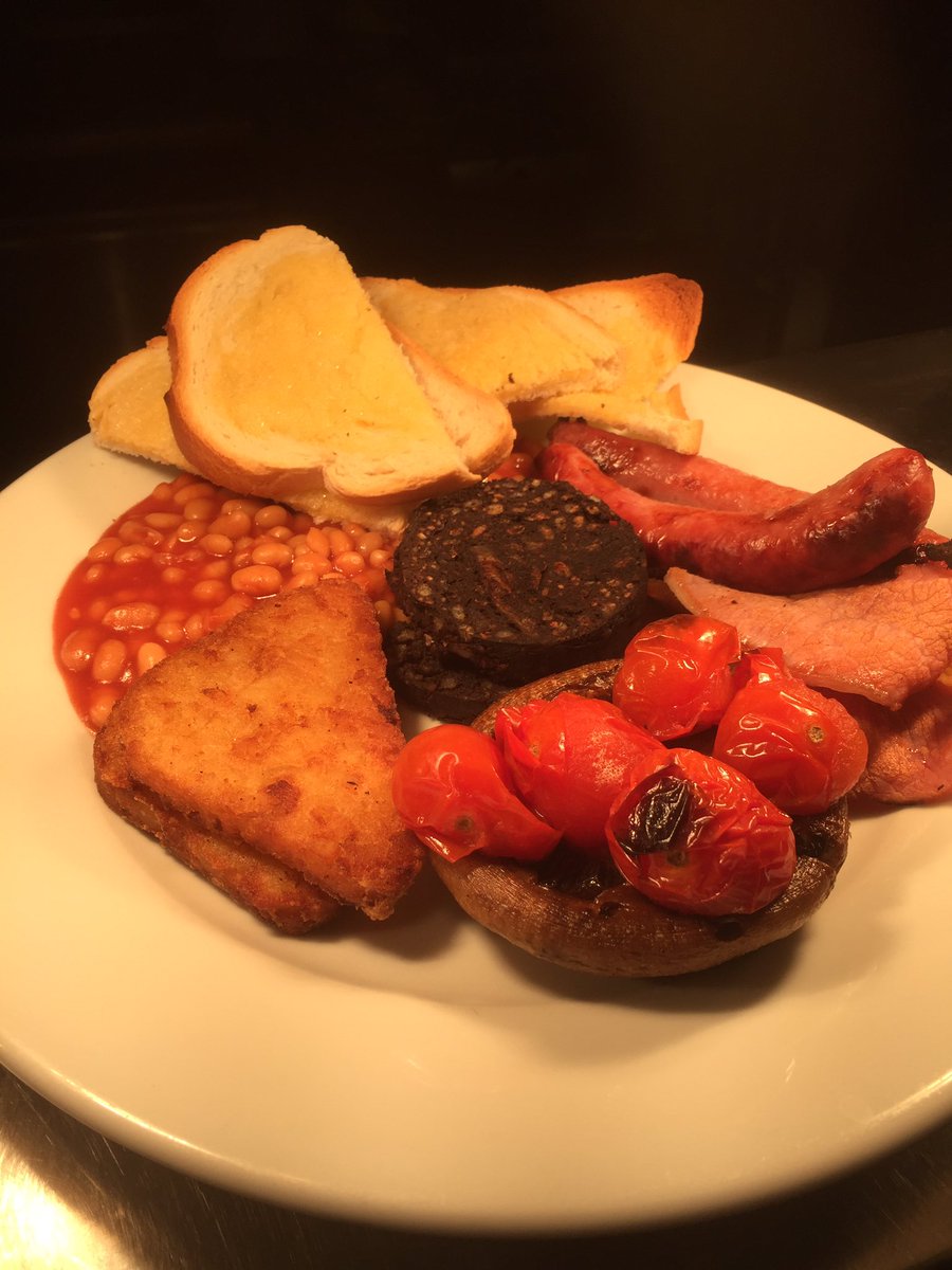 Busy Saturday.
Fresh food servings until 10pm.
Casks from <a href="/WyeValleyBrew/">Wye Valley Brewery</a> <a href="/SalopianBrewery/">Salopian Brewery</a> <a href="/SPRINGHEAD1/">Springhead Brewery</a> &amp; live sport.