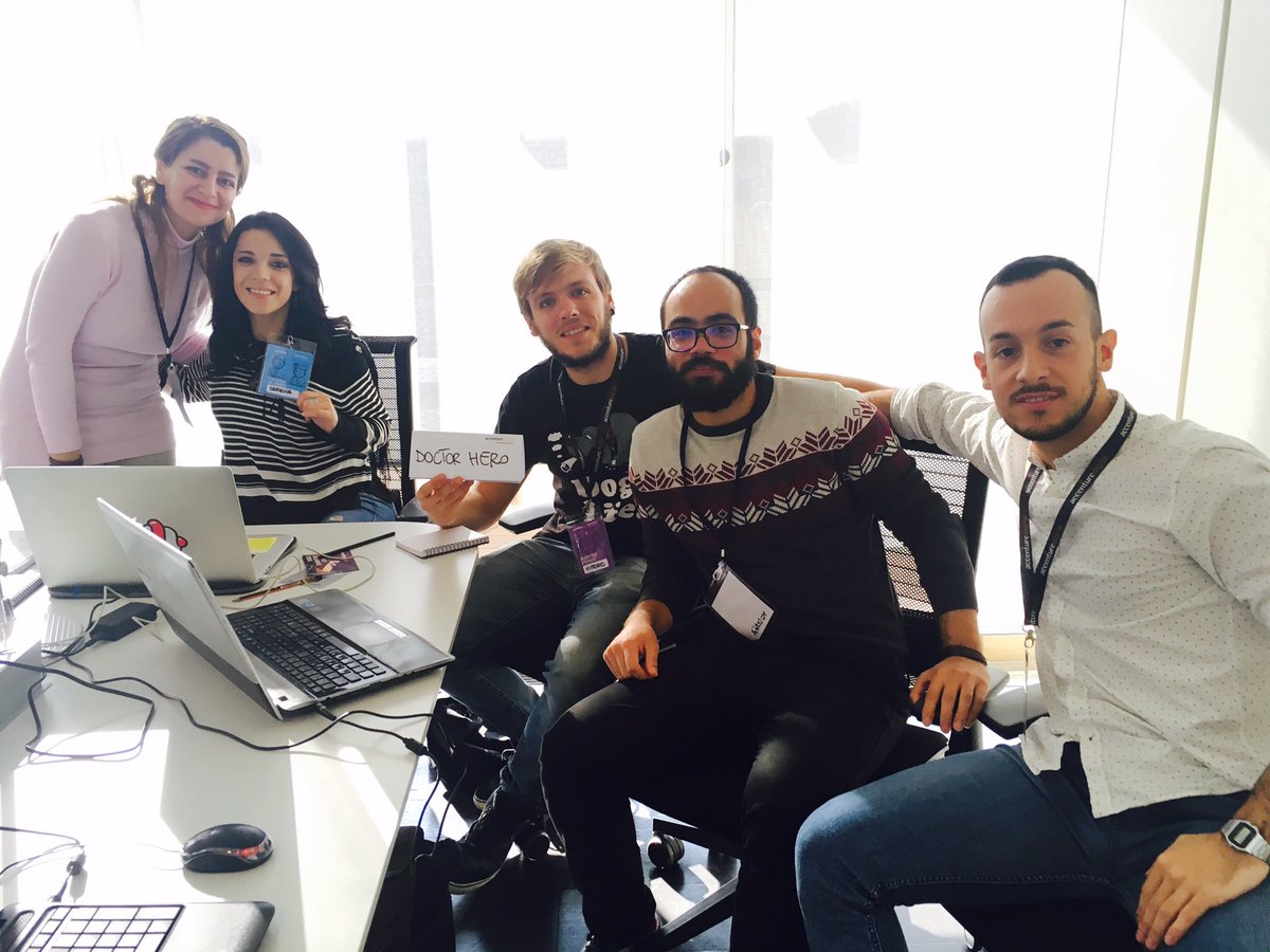 GCurrao's tweet photo. Hey Doc! #dochero is the other group we mentor @ #AccentureDigiHack forza ragazzi!!! https://t.co/fu1217wTUX