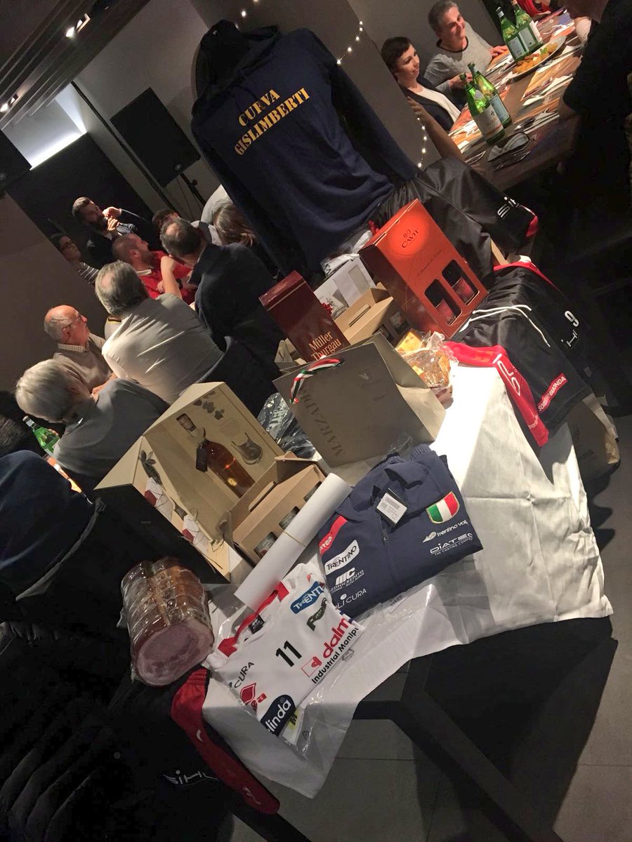 Un bellissimo venerdì sera a cena con la #CurvaGislimberti al Ristorante #Galloway di #Trento! #passionedacondividere