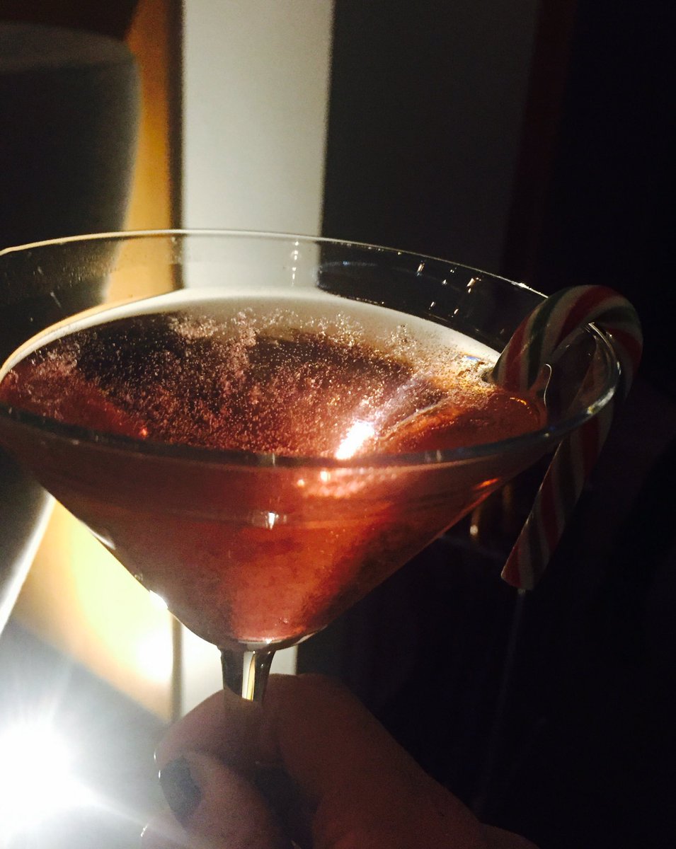 vicoharabelfast's tweet photo. A great night at the @FitzwilliamBEL ...a lovely way to start feeling festive! #fitzclub https://t.co/mTrlsJLt9M