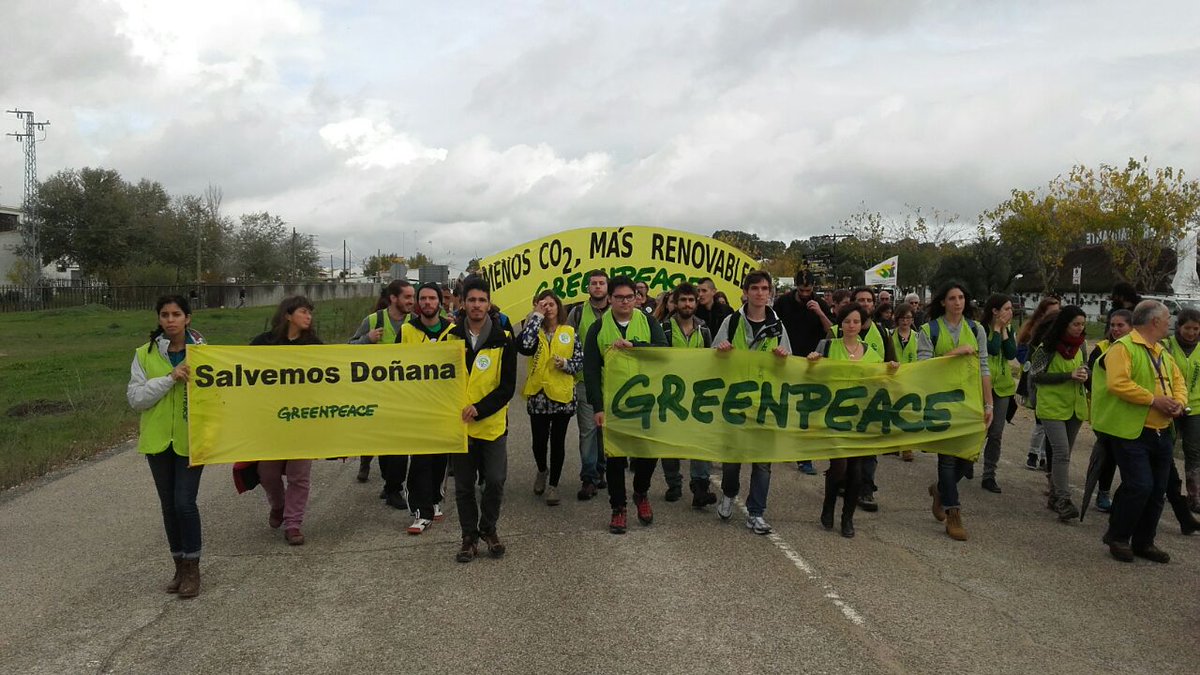Greenpeace_And's tweet image. Defendiendo Doñana #DoñanaSinGas