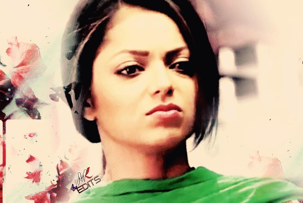 DRASHTI_deewana's tweet photo. JOYFUL EVENING ! all .
.
#EditsFall #CuttiePie #Naina #Drashti @drashti10
.
@ https://t.co/F9YD4I93qr