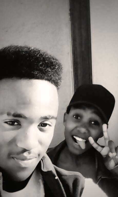 natorsegment's tweet photo. @Tlotliloopyking  Brother &amp; sister for life!!!! https://t.co/hpl3wCJoRm