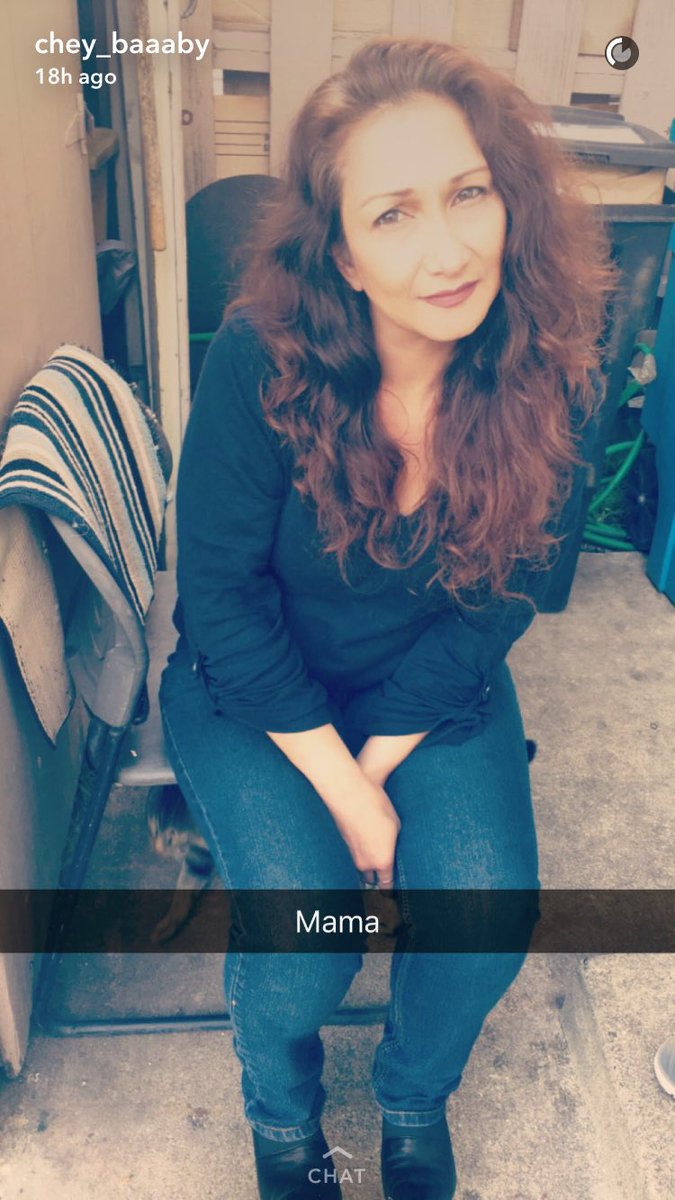 nyliakeo's tweet photo. I love you Ma. β€οΈπΉ#queengee https://t.co/0dwW6KvoYf