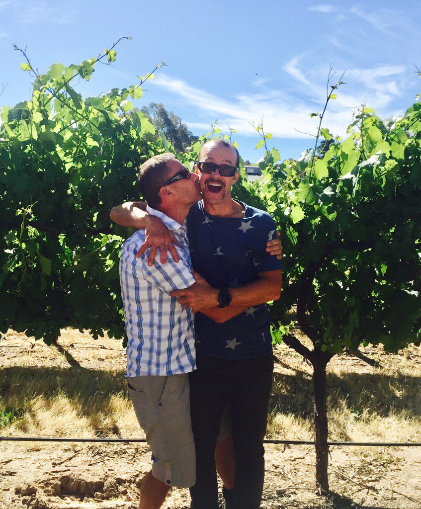 SteeneK's tweet photo. @markbmillard @ChassyThomas  #BFFs https://t.co/oghmLsBRPI
