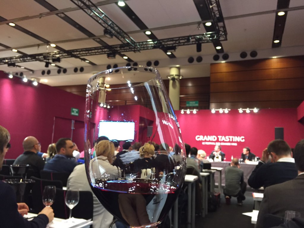 JaffreRaphaele's tweet photo. Le Grand Tasting, du Clos d'Ora, des #masterclass, des grands vins, Des membres du #stadefrançais ! Venez trinquer au #stand52 #wine #GT2016 https://t.co/ITyVbW9mkc