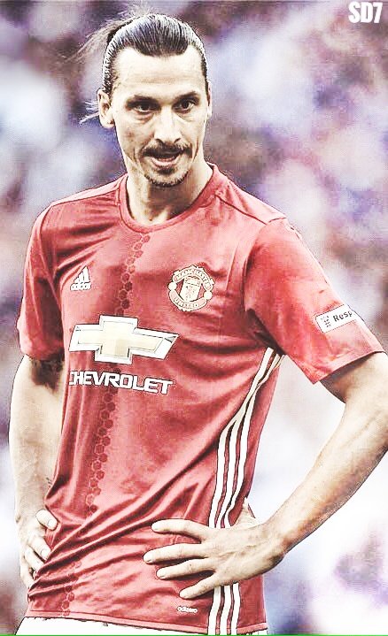 SD7Edits's tweet image. Zlatan Ibrahimovic Awesome pic