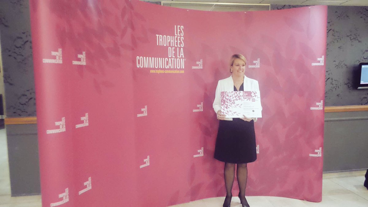 Destination71's tweet photo. Second prix de la "Meilleure action de communication sur un thème précis réalisée par un organisme public" aux Trophées de la Communication! https://t.co/CmAACEx5dh