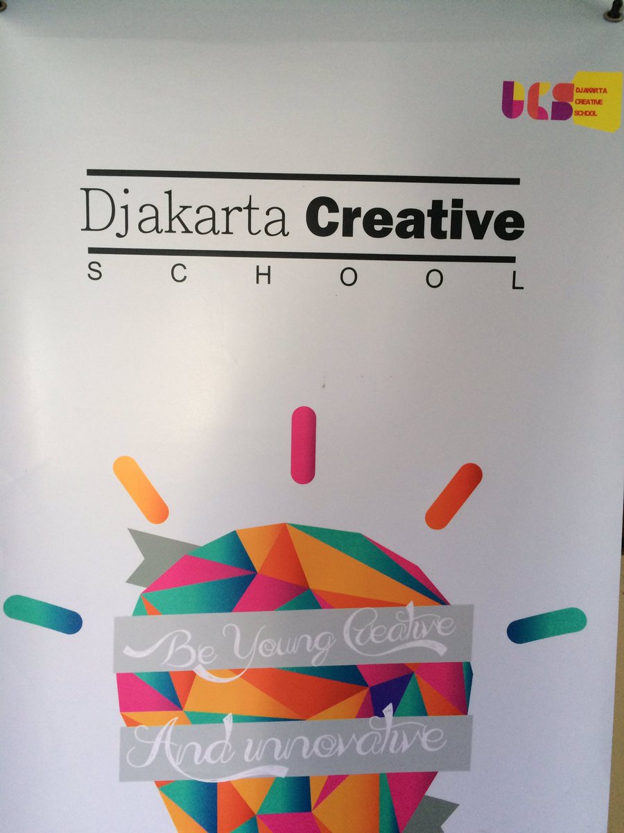 moammaremka's tweet photo. Sampai bertemu di sesi berikutnya. @MataAir_ID #creativewriting #dcschool
☕️😍 https://t.co/0cUL2pVwGA