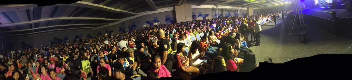 Inside SMX bacolod #bdoevent #sarahgeronimo  <a href="/JustSarahG/">Sarah Geronimo</a>