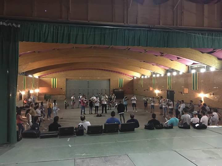 Día como hoy, empieza la grabación de nuestro primer CD.