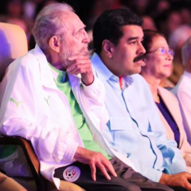 RabreHmi's tweet image. One Two Three, viva la revolución! You stood up against the biggest... #restinpeace #greatman #lidermaximo #cuba #castro #algerie #dz