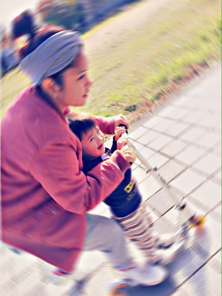 LRl70075106's tweet photo. ちびっ子が大好きです💜❤💛💚 https://t.co/r2NA4RyPXT